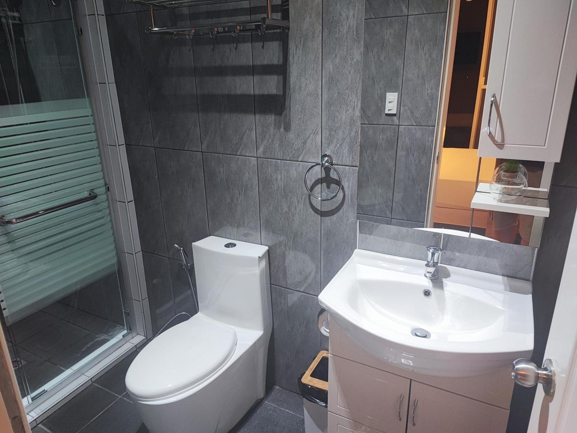 Bonsai Jacuzzi Suites Panglao Extérieur photo